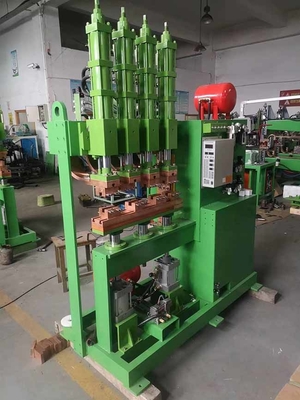 रेफ्रिजरेटर कंडेनसर वायर स्वचालित वेल्डिंग मशीन 150KVA मल्टी हेड 380V